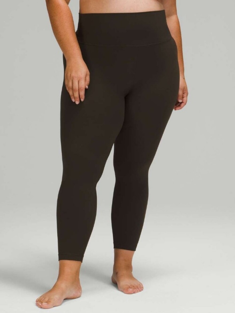 NWT Lululemon Align High-Rise Pant 25"
Dark Olive Size 6